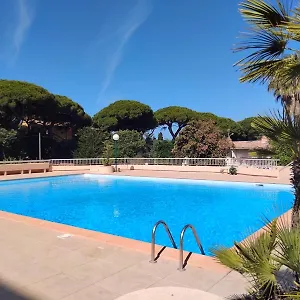 Port Et Iles D'or. Appartement Hyères